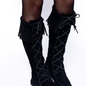 Minnetonka Black Suede Fringe Lace-Up Boots Size 8